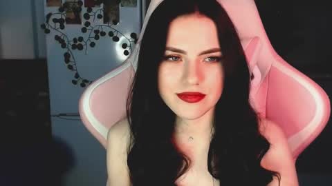 Sophie  online show from December 24, 2024, 4:30 pm