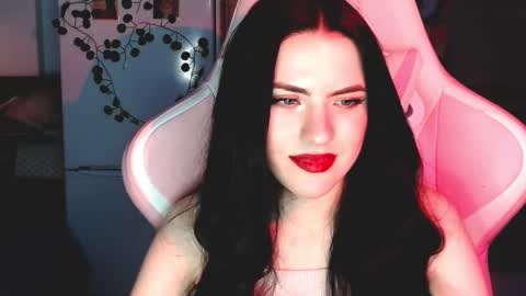 Sophie  online show from January 8, 2025, 4:54 pm