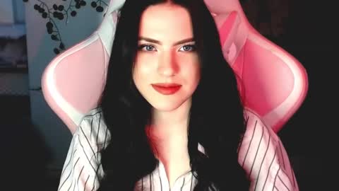 Sophie  online show from January 10, 2025, 10:28 am