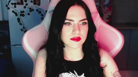 Sophie  online show from February 28, 2025, 10:30 am