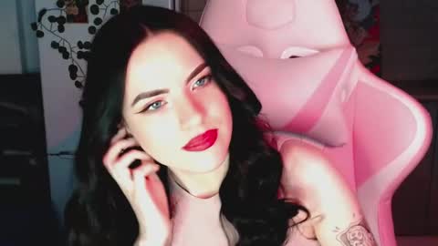 Sophie  online show from March 1, 2025, 4:33 pm