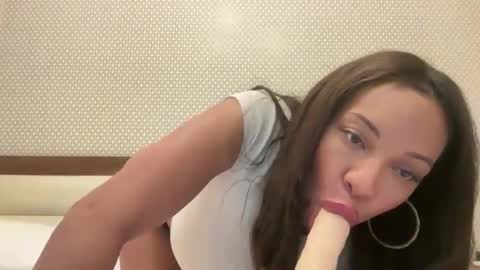 rockybee1 online show from November 25, 2025, 11:05 pm