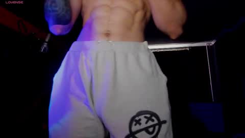 Snapshot of rodarri chatting on October 4, 2025, 9:29 am MY NAME CAN SEE ALL MY CUM VIDEO BUY FAN SUB. online show from October 4, 2025, 9:29 am