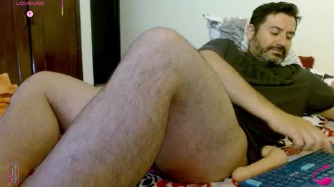 Snapshot of rodher81 chatting on June 9, 2026, 11:27 pm Rod online show from June 9, 2026, 11:27 pm