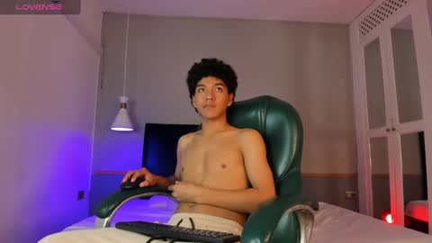 Rodney Styles online show from December 4, 2024, 3:26 am