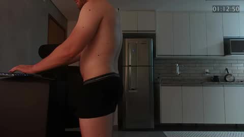 rodrigoengineer online show from April 4, 2026, 1:26 am