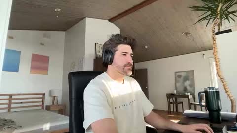 Roger Sterling online show from February 18, 2026, 12:01 pm