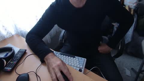 rokettttt online show from November 22, 2025, 9:30 am