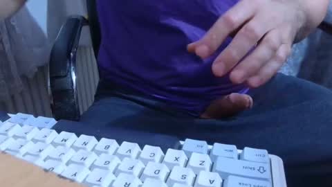 rokettttt online show from April 16, 2026, 10:23 pm