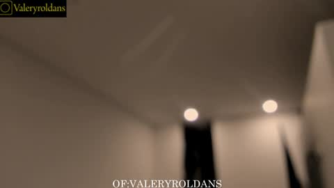 Snapshot of roldansvalery chatting on January 22, 2025, 2:37 am Valery Roldans online show from January 22, 2025, 2:37 am