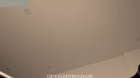 Snapshot of roldansvalery chatting on February 19, 2025, 1:08 am Valery Roldans online show from February 19, 2025, 1:08 am