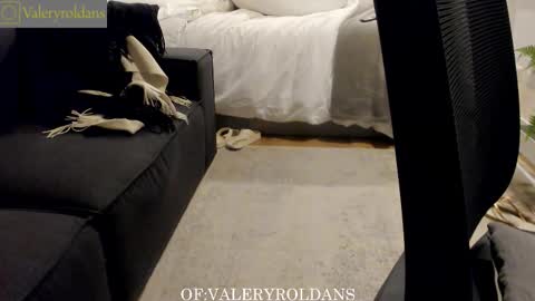 Snapshot of roldansvalery chatting on November 8, 2025, 11:36 pm Valery Roldans online show from November 8, 2025, 11:36 pm