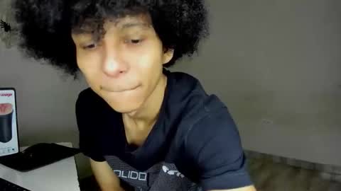 rolling_05 online show from December 14, 2025, 2:50 am