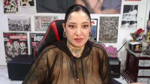 Rolly online show from November 19, 2025, 10:32 pm