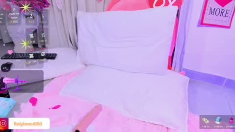 Snapshot of rolyloren chatting on February 8, 2025, 11:45 pm Marcela online show from February 8, 2025, 11:45 pm