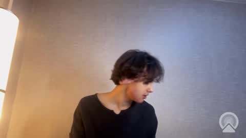 roma_shyguy_ online show from February 13, 2026, 3:19 pm