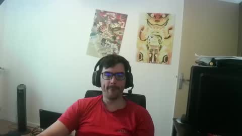 Snapshot of romainb72 chatting on October 25, 2025, 8:11 am romainb72 online show from October 25, 2025, 8:11 am