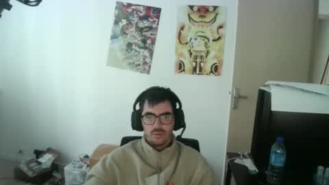 Snapshot of romainb72 chatting on May 21, 2026, 10:33 am romainb72 online show from May 21, 2026, 10:33 am