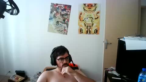 Snapshot of romainb72 chatting on July 14, 2026, 10:21 am romainb72 online show from July 14, 2026, 10:21 am