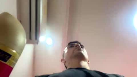   online show from November 19, 2025, 11:10 am