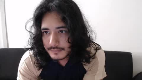 Roman online show from June 2, 2026, 8:33 pm