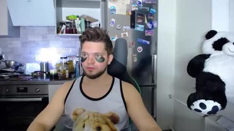 Snapshot of romantic_twunk chatting on September 28, 2025, 2:50 am romantic_twunk online show from September 28, 2025, 2:50 am