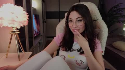 Snapshot of romanticsonya chatting on March 17, 2026, 8:23 pm romanticsonya online show from March 17, 2026, 8:23 pm