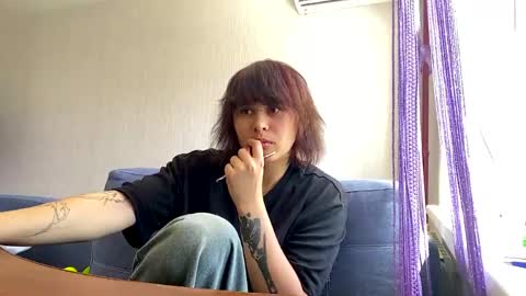 Im Helen online show from June 3, 2026, 6:16 am