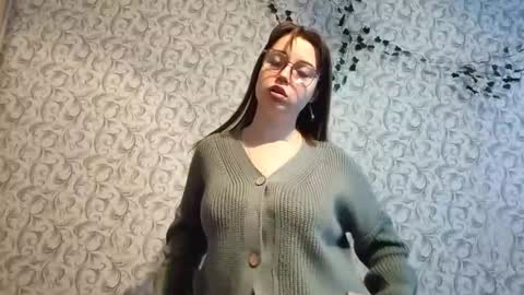 Alya online show from December 14, 2025, 9:14 am