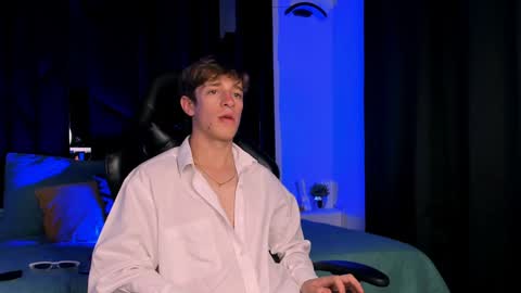 Snapshot of romeo_ricci1 chatting on January 10, 2025, 7:11 pm Romeo Ricci online show from January 10, 2025, 7:11 pm