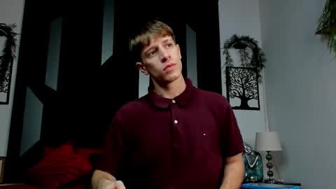 Romeo Ricci online show from November 25, 2025, 10:37 am