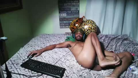 romeotyn online show from October 5, 2025, 5:28 am