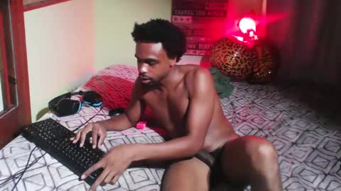 romeotyn online show from October 13, 2025, 6:24 am