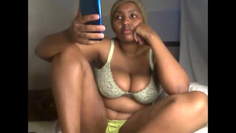Snapshot of romina_26 chatting on March 26, 2026, 3:45 am Romina 26 online show from March 26, 2026, 3:45 am