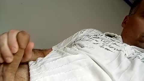 Snapshot of ron_butze chatting on July 27, 2026, 2:13 pm Ron Butze online show from July 27, 2026, 2:13 pm