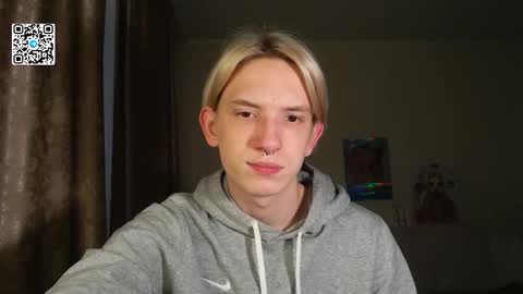 Snapshot of ron_vilss chatting on October 6, 2025, 9:29 am Ron online show from October 6, 2025, 9:29 am