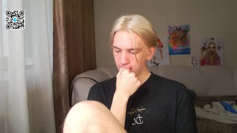 Snapshot of ron_vilss chatting on October 11, 2025, 5:28 am Ron online show from October 11, 2025, 5:28 am