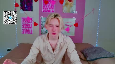 Snapshot of ron_vilss chatting on February 23, 2026, 7:06 am Ron online show from February 23, 2026, 7:06 am