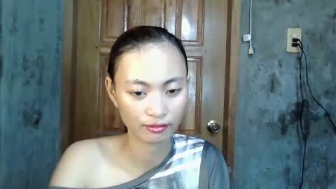 rona_cumsterxxx online show from May 7, 2026, 10:37 pm