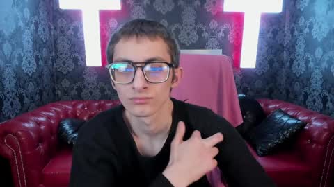 Snapshot of ronbevs chatting on April 30, 2026, 8:57 pm ronbevs online show from April 30, 2026, 8:57 pm