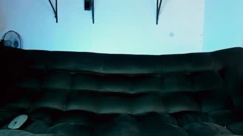 Snapshot of ronnie_fallout chatting on March 12, 2025, 9:56 pm Ronnie online show from March 12, 2025, 9:56 pm