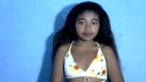 Snapshot of ronny_angel chatting on June 10, 2026, 5:07 am Xena online show from June 10, 2026, 5:07 am