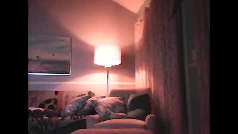 Snapshot of ronvlv chatting on November 15, 2025, 3:15 am ronvlv online show from November 15, 2025, 3:15 am