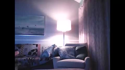 Snapshot of ronvlv chatting on December 21, 2025, 3:35 am ronvlv online show from December 21, 2025, 3:35 am