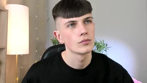 Rony online show from March 22, 2026, 9:18 pm