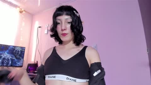 Snapshot of room312_ chatting on December 22, 2024, 10:25 pm Twelve 3 Inst Twelve 312002 Twitter Room312 2002 online show from December 22, 2024, 10:25 pm