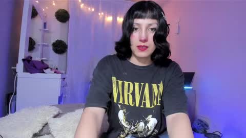 Snapshot of room312_ chatting on December 23, 2024, 1:40 am Twelve 3 Inst Twelve 312002 Twitter Room312 2002 online show from December 23, 2024, 1:40 am