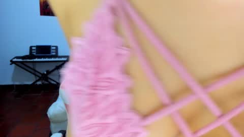  MIA AND PAUL online show from November 22, 2025, 7:24 pm