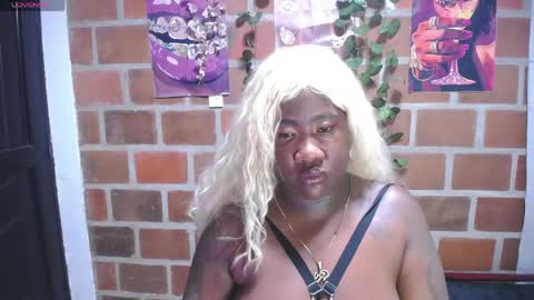 roos_veyker online show from June 2, 2026, 1:07 am