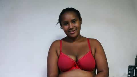 Snapshot of roosesexy chatting on June 1, 2026, 8:10 pm roosesexy online show from June 1, 2026, 8:10 pm